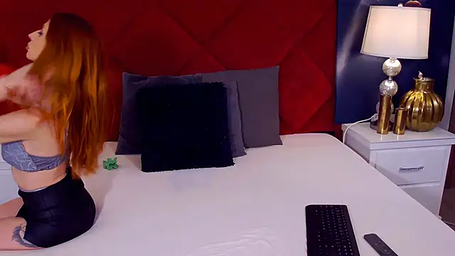 MinnieDrew online show from January 18, 8:09 pm