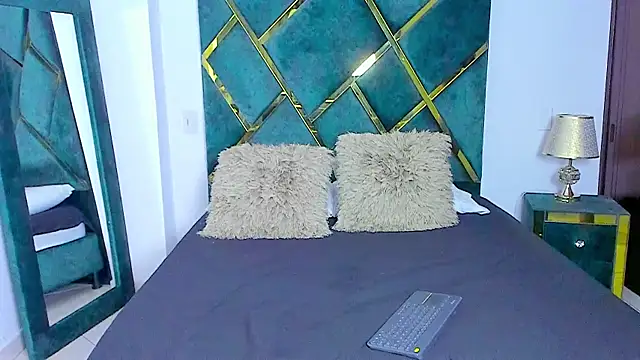 Criss Ariana online show from February 27, 12:02 pm