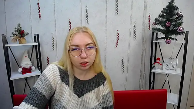 Snapshot of BeatriceFly chatting on December 30, 6:20 am BeatriceFly online show from December 30, 6:20 am