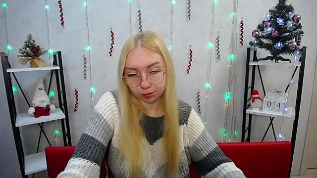 Snapshot of BeatriceFly chatting on January 4, 6:30 am BeatriceFly online show from January 4, 6:30 am