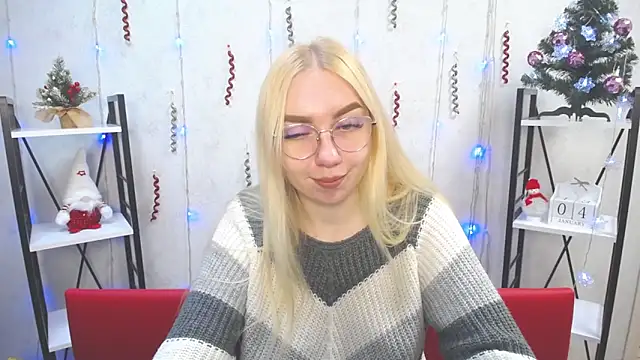 Snapshot of BeatriceFly chatting on January 4, 12:38 pm BeatriceFly online show from January 4, 12:38 pm