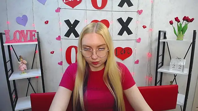 Snapshot of BeatriceFly chatting on January 22, 4:23 pm BeatriceFly online show from January 22, 4:23 pm