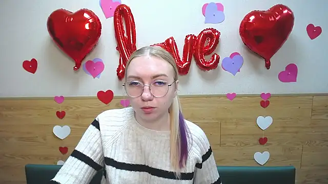 Snapshot of BeatriceFly chatting on January 26, 1:25 pm BeatriceFly online show from January 26, 1:25 pm