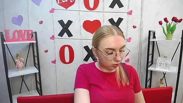 Snapshot of BeatriceFly chatting on January 27, 12:37 pm BeatriceFly online show from January 27, 12:37 pm