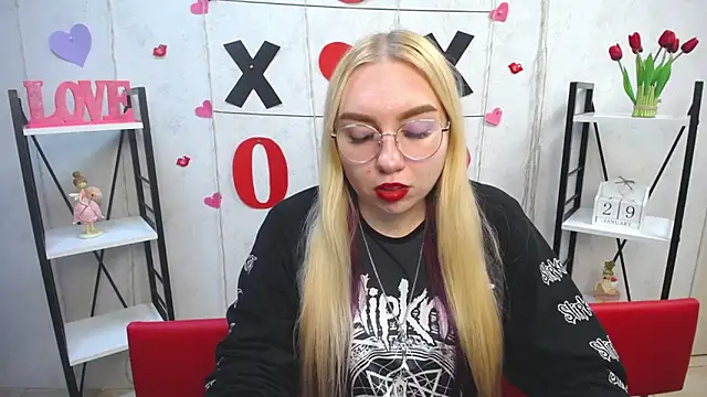 Snapshot of BeatriceFly chatting on January 29, 3:15 pm BeatriceFly online show from January 29, 3:15 pm