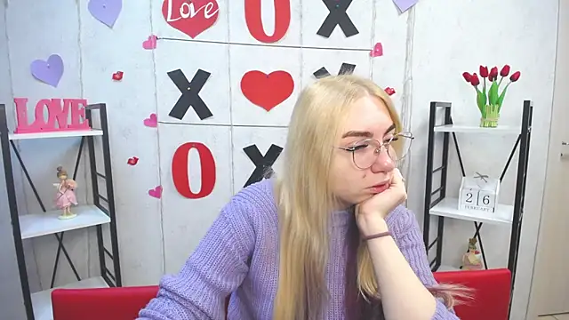 Snapshot of BeatriceFly chatting on February 27, 6:07 am BeatriceFly online show from February 27, 6:07 am