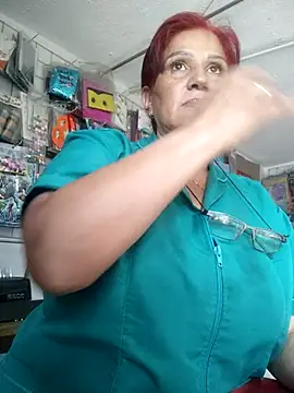 Edged Hot69 online show from February 18, 5:10 pm