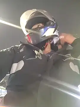 Edged Hot69 online show from March 12, 10:37 am