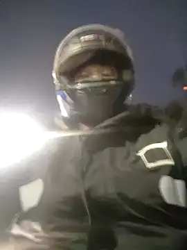 Edged Hot69 online show from March 14, 10:39 am