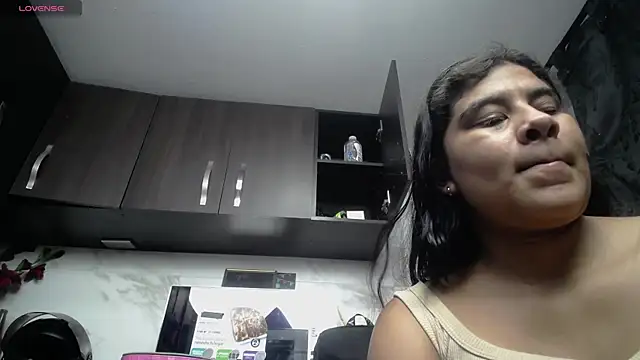 iniyalaboni online show from October 24, 8:05 pm