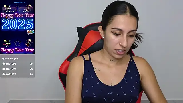 tammyandrade  online show from January 9, 8:44 pm