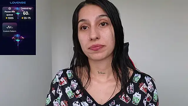 tammyandrade  online show from February 12, 9:22 pm