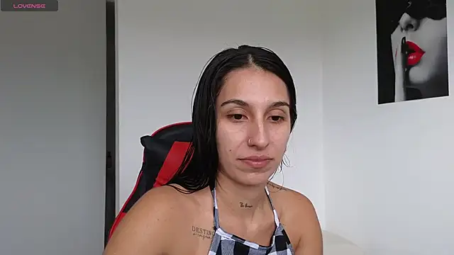 tammyandrade  online show from February 25, 2:00 pm