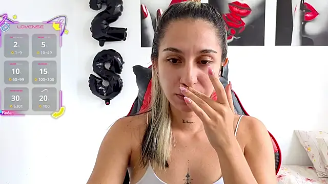 tammyandrade  online show from September 15, 3:45 pm