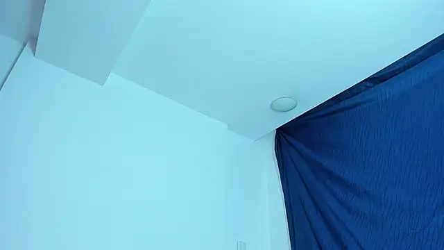 emiily15   online show from January 6, 6:10 pm