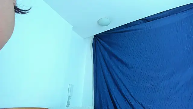 emiily15   online show from January 6, 9:11 pm