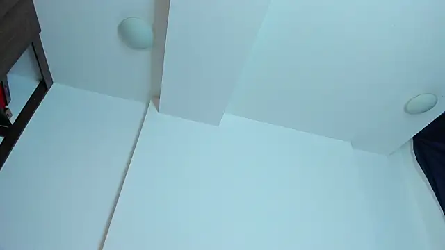 emiily15   online show from January 22, 9:10 pm