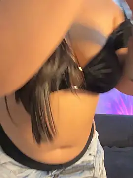 emiily15   online show from October 30, 9:15 pm