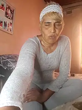 Goodgirlsue 77 online show from October 29, 6:59 am