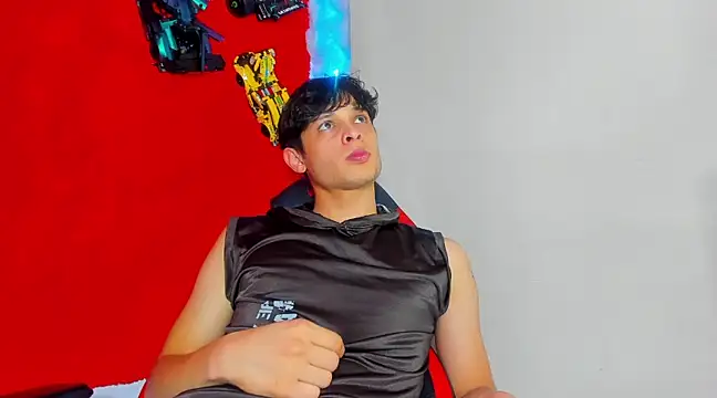 LilOwen  online show from March 3, 11:14 pm