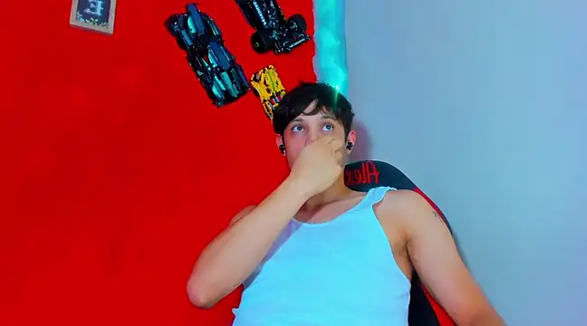 LilOwen  online show from March 7, 11:38 pm