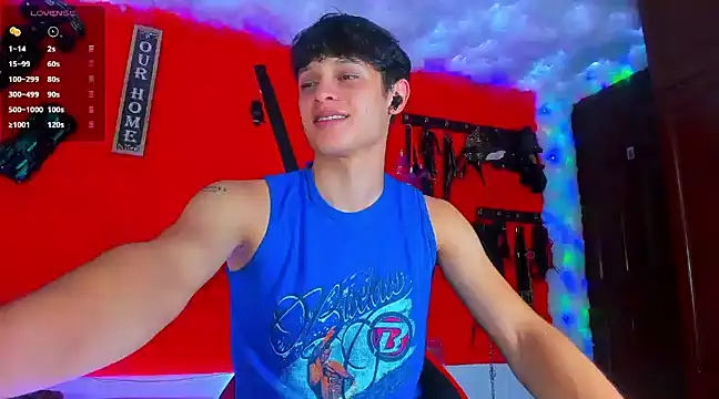 LilOwen  online show from March 12, 2:20 am