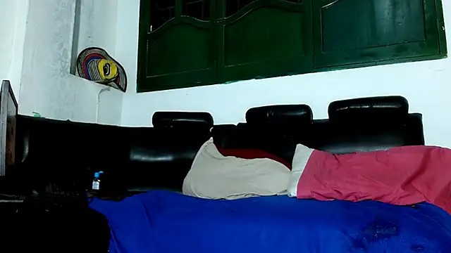 Deleon1995 online show from January 31, 5:51 am