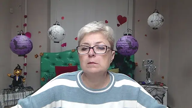 EmiliaGree online show from October 26, 6:19 am