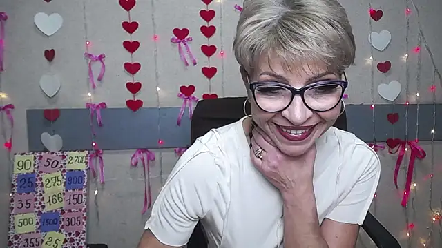 EllaBonito online show from February 21, 9:34 am