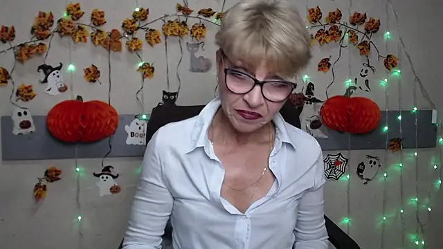 EllaBonito online show from November 2, 6:27 am