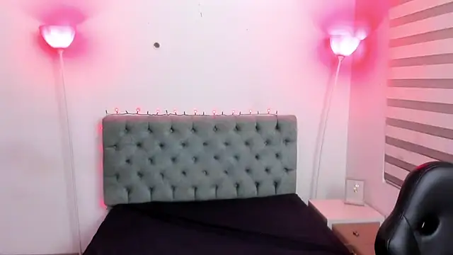 Camiila Osorio online show from February 7, 3:45 am