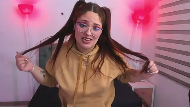 Camiila Osorio online show from February 9, 3:53 am