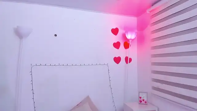 Camiila Osorio online show from March 18, 3:42 am