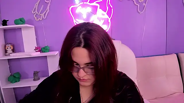 Camiila Osorio online show from November 10, 7:46 pm