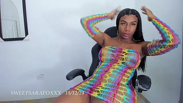 sweetsarasofia online show from December 18, 10:30 am