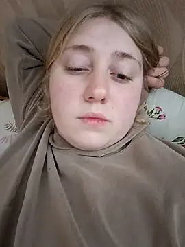 Snapshot of AnastasiaSky19 chatting on November 20, 11:32 am AnastasiaSky19 online show from November 20, 11:32 am