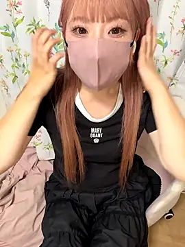 Snapshot of alice__1111 chatting on September 30, 1:16 pm alice 1111 online show from September 30, 1:16 pm