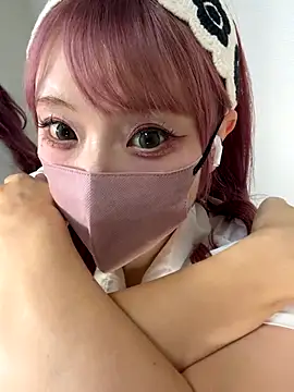 Snapshot of alice__1111 chatting on November 6, 11:55 am alice 1111 online show from November 6, 11:55 am