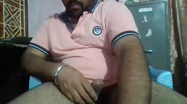 Snapshot of boyplay1000 chatting on February 6, 3:41 pm boyplay1000 online show from February 6, 3:41 pm