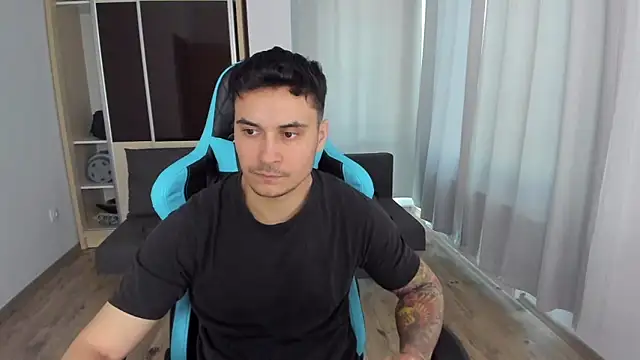 MatMalonne online show from January 6, 1:19 pm