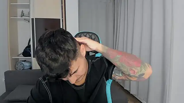 MatMalonne online show from November 15, 6:04 pm