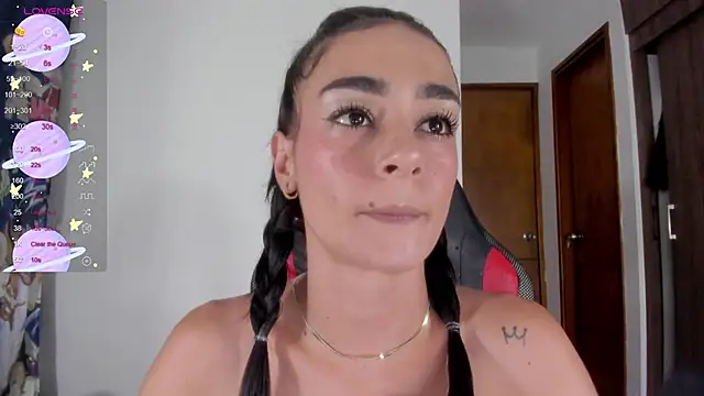 serafelle online show from February 19, 1:18 am