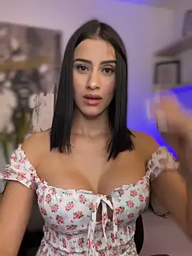 SarahhSmitth1 online show from December 14, 10:28 pm