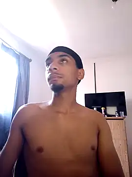 29YOURZ 28  online show from December 7, 11:18 am