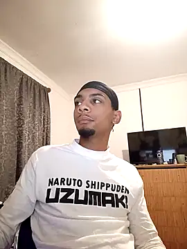 29YOURZ 28  online show from December 16, 8:58 pm