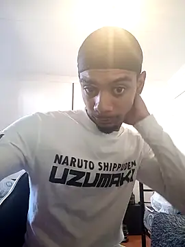 29YOURZ 28  online show from December 18, 8:42 am