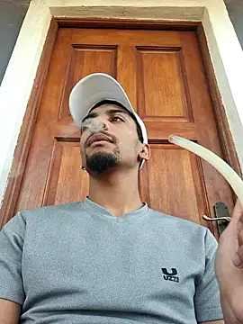 29YOURZ 28  online show from October 12, 3:33 pm