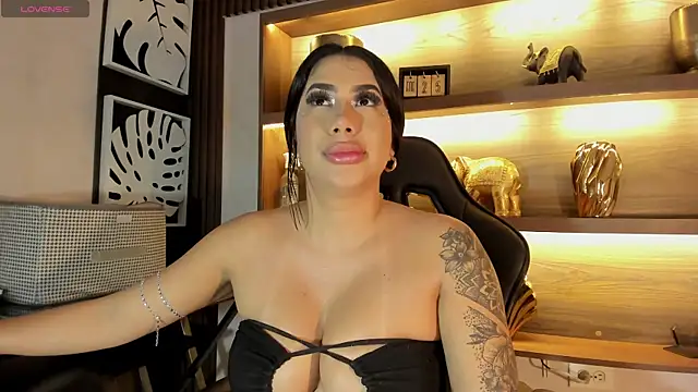 kiim taaylor online show from January 27, 7:03 pm