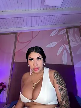 kiim taaylor online show from February 20, 7:19 pm