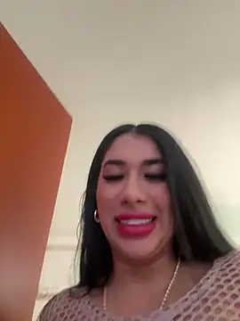 kiim taaylor online show from February 21, 2:59 pm